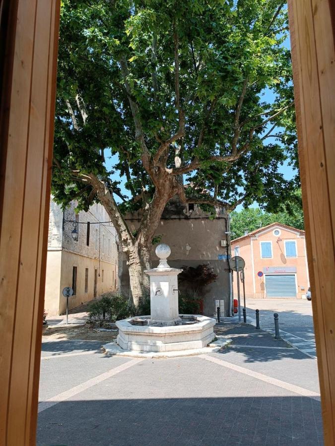 Dans Maison De Maitre, Appartement Independant. Montfrin ภายนอก รูปภาพ
