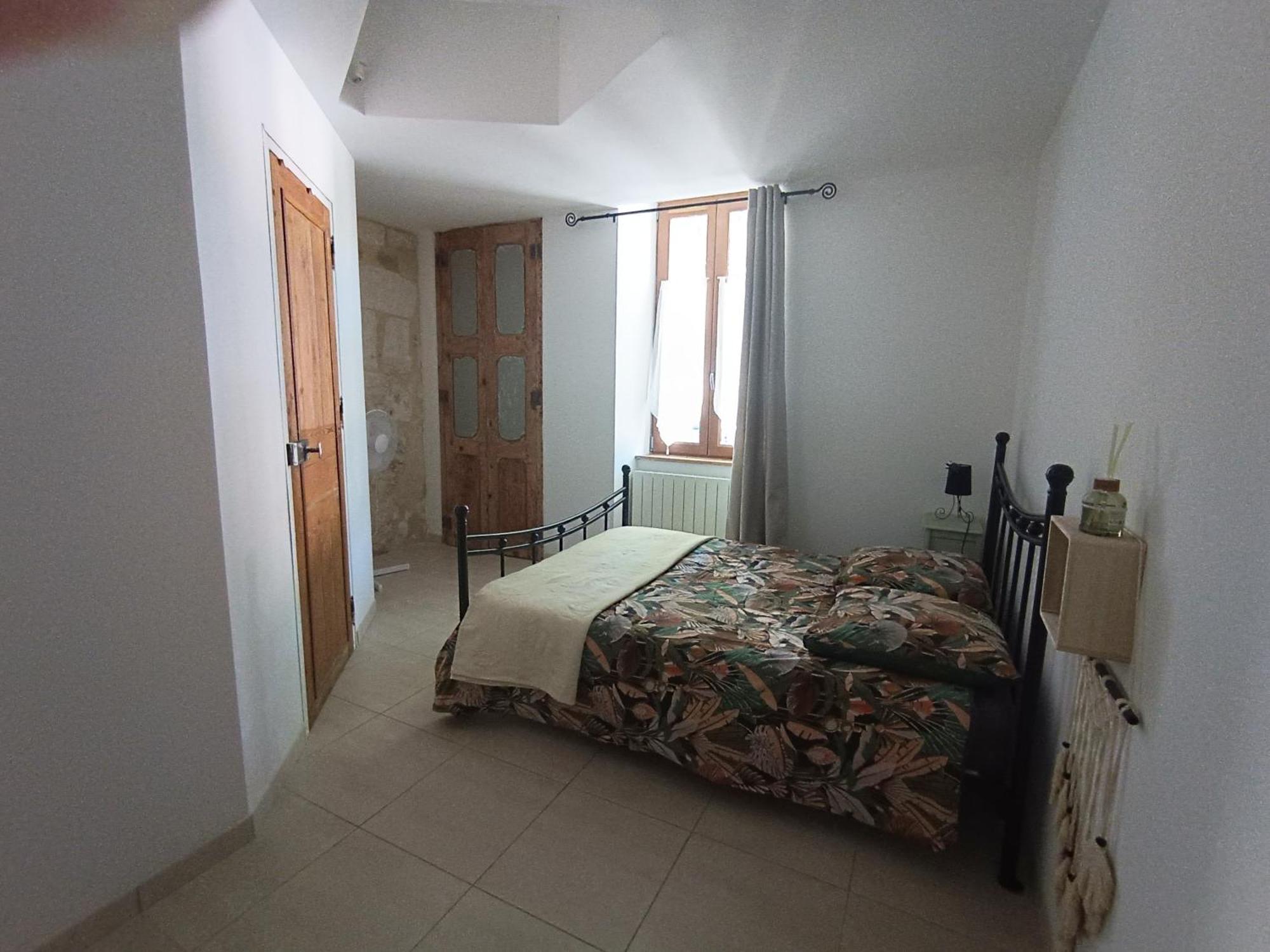 Dans Maison De Maitre, Appartement Independant. Montfrin ภายนอก รูปภาพ